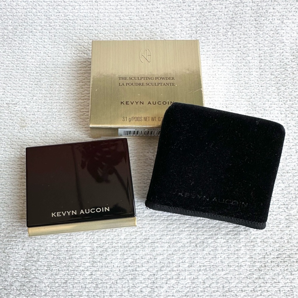 KEVYN AUCOIN The Sculpting Powder in Medium ALMOST NEW w/ BOX